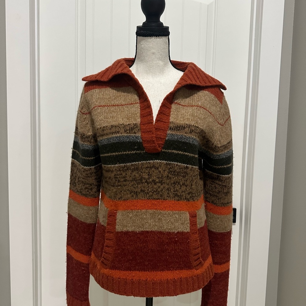 BKE 💯 lambs wool Y2K sweater